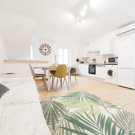 Ravissant Triplex Et Duplex Au Centre De St Esprit 彭特·圣特斯普利特