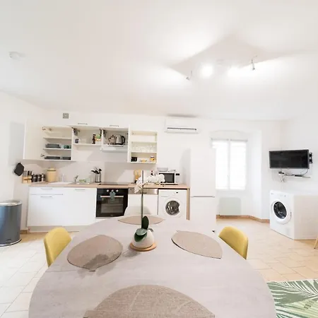 Appartement Ravissant Triplex Et Duplex Au Centre De St Esprit *