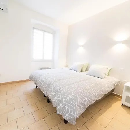 Ravissant Triplex Et Duplex Au Centre De St Esprit * 彭特·圣特斯普利特