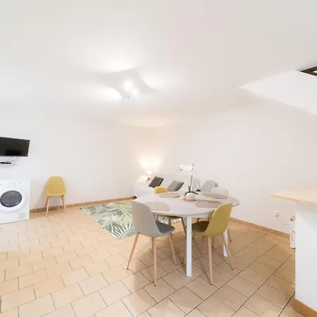 Ravissant Triplex Et Duplex Au Centre De St Esprit 彭特·圣特斯普利特