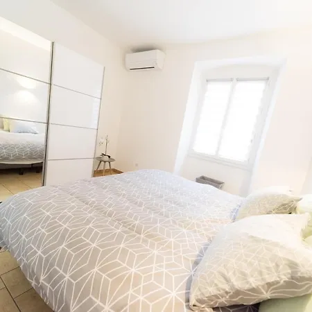 Ravissant Triplex Et Duplex Au Centre De St Esprit 彭特·圣特斯普利特